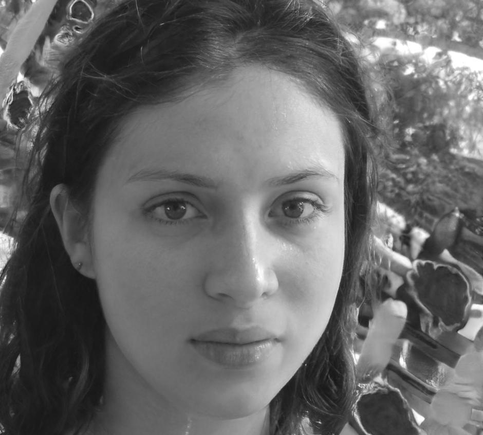 Elena Mendoza, especialista en análisis financiero